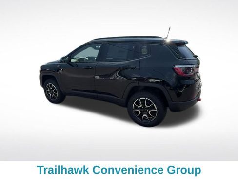 New 2025 Jeep Compass Trailhawk w/ Trailhawk Convenience Group image 4