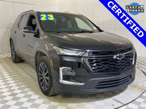 Certified 2023 Chevrolet Traverse RS image 1