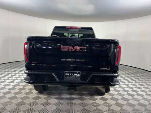 Used 2025 GMC Sierra 3500 AT4 w/ AT4 Premium Plus Package image 9