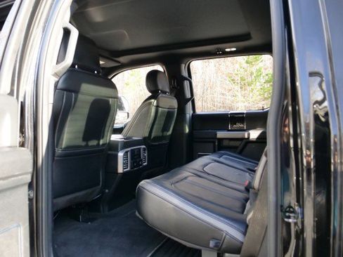 Used 2020 Ford F350 Platinum image 31