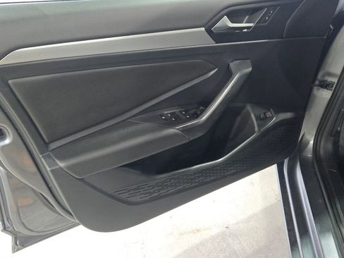 Used 2020 Volkswagen Jetta S w/ Driver Assistance Package image 24