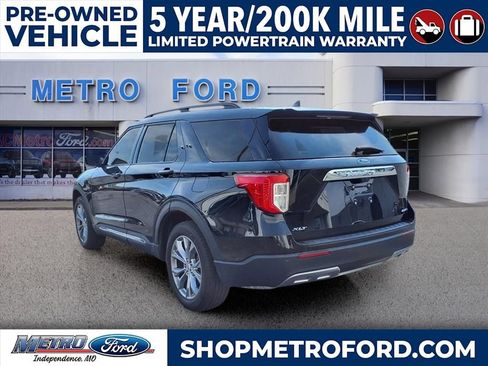 Used 2023 Ford Explorer XLT w/ Equipment Group 202A image 6