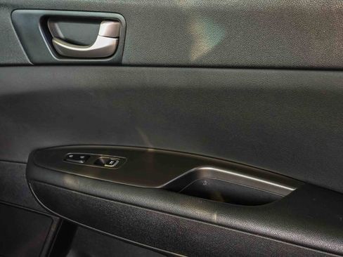 Used 2020 Kia Optima S image 15