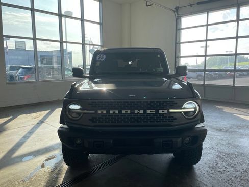 Certified 2025 Ford Bronco Badlands AWD/4WD image 2