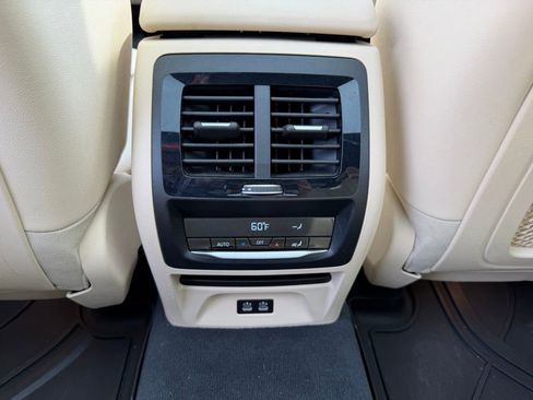 Used 2020 BMW X3 xDrive30i w/ Convenience Package image 11