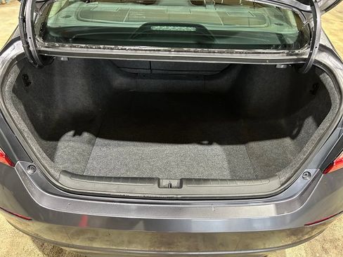 Used 2020 Honda Accord EX-L image 7