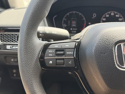 Used 2023 Honda Civic LX image 18