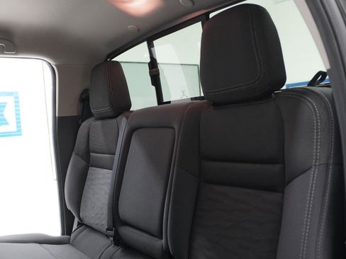 Used 2024 Nissan Frontier SV w/ SV Convenience Package RWD image 33