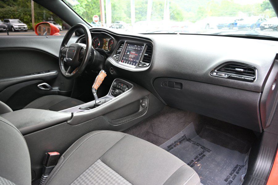 Used 2017 Dodge Challenger R/T Scat Pack RWD image 20
