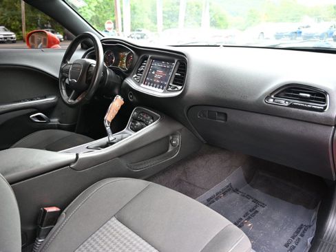 Used 2017 Dodge Challenger R/T Scat Pack RWD image 20