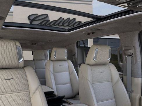 New 2026 Cadillac Escalade ESV Platinum Sport AWD/4WD image 24