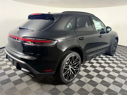 New 2025 Porsche Macan image 7