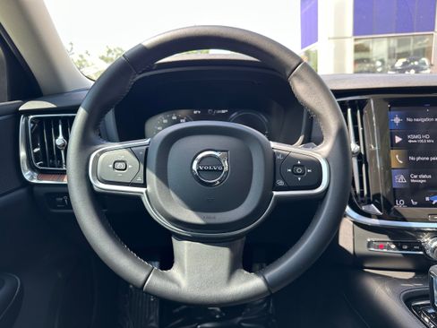 Certified 2022 Volvo S60 T8 R-Design Expression w/ Protection Package Premier image 17