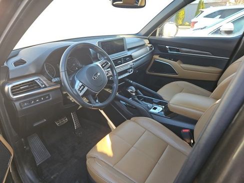 Certified 2020 Kia Telluride SX w/ Towing Package image 12