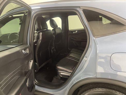 Used 2025 Ford Escape ST-Line image 13