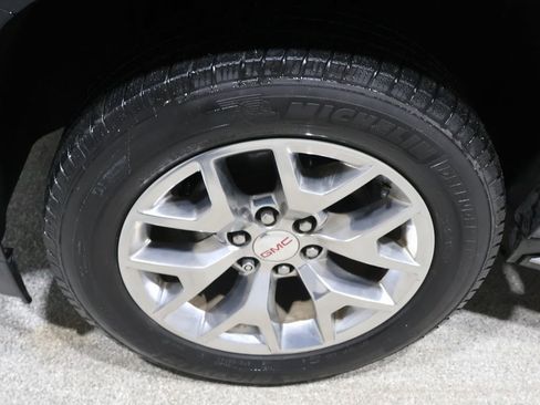 Used 2016 GMC Yukon SLT w/ Open Road Package image 10