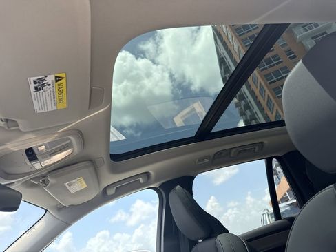 New 2026 Volvo XC90 B5 Core image 15