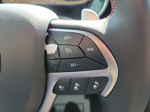 Used 2019 Jeep Grand Cherokee Trailhawk w/ Trailhawk Luxury Group AWD/4WD image 23
