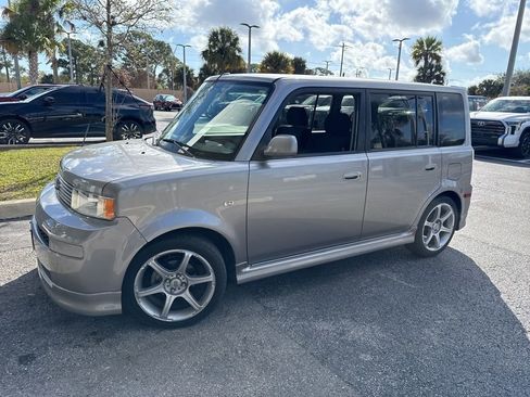Used 2006 Scion xB image 11