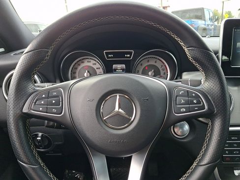 Used 2016 Mercedes-Benz CLA 250 image 19