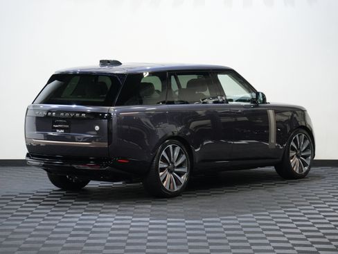 Used 2023 Land Rover Range Rover SV AWD/4WD image 6
