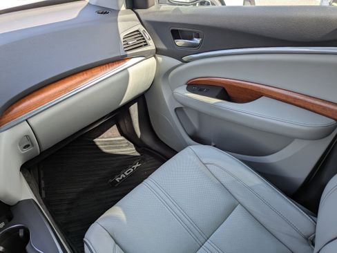 Used 2017 Acura MDX SH-AWD w/ Advance Package image 15