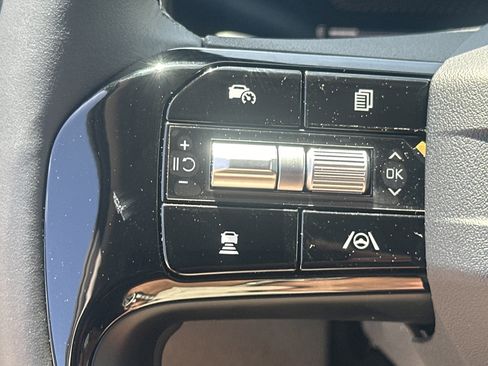 New 2026 Kia Sorento LX FWD image 23