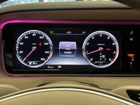 Used 2017 Mercedes-Benz S 550 4MATIC image 21