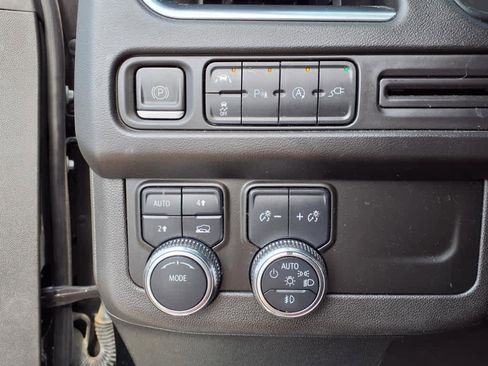 Used 2021 GMC Yukon XL SLT image 14