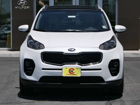 Used 2017 Kia Sportage EX w/ EX Premium Package FWD image 8