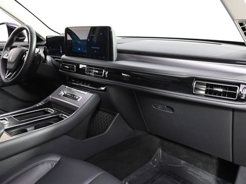New 2025 Lincoln Aviator AWD w/ Equipment Group 101A image 15