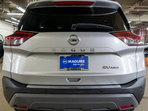 Used 2021 Nissan Rogue SV image 7