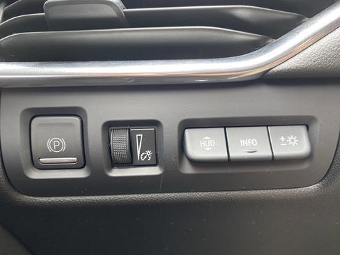 Used 2019 Cadillac XT4 Premium Luxury AWD/4WD image 38