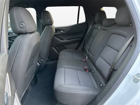 Used 2025 Chevrolet Equinox LT image 13