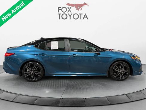 Used 2025 Toyota Camry XSE FWD image 7