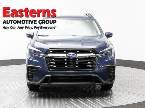 Used 2023 Subaru Ascent Premium AWD/4WD image 2