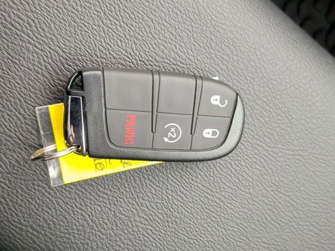 New 2026 Jeep Compass Latitude image 46