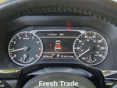 Used 2024 Nissan Pathfinder SV AWD/4WD image 15