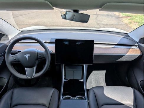 Used 2020 Tesla Model 3 Long Range AWD/4WD image 22