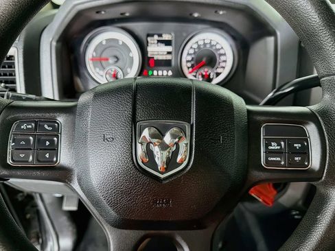 Used 2013 RAM 2500 Tradesman w/ Chrome Appearance Group AWD/4WD image 16