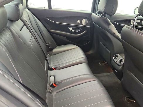 Used 2020 Mercedes-Benz E 350 4MATIC Sedan image 23