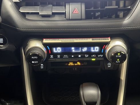Used 2024 Toyota RAV4 XLE w/ Convenience Package FWD image 33