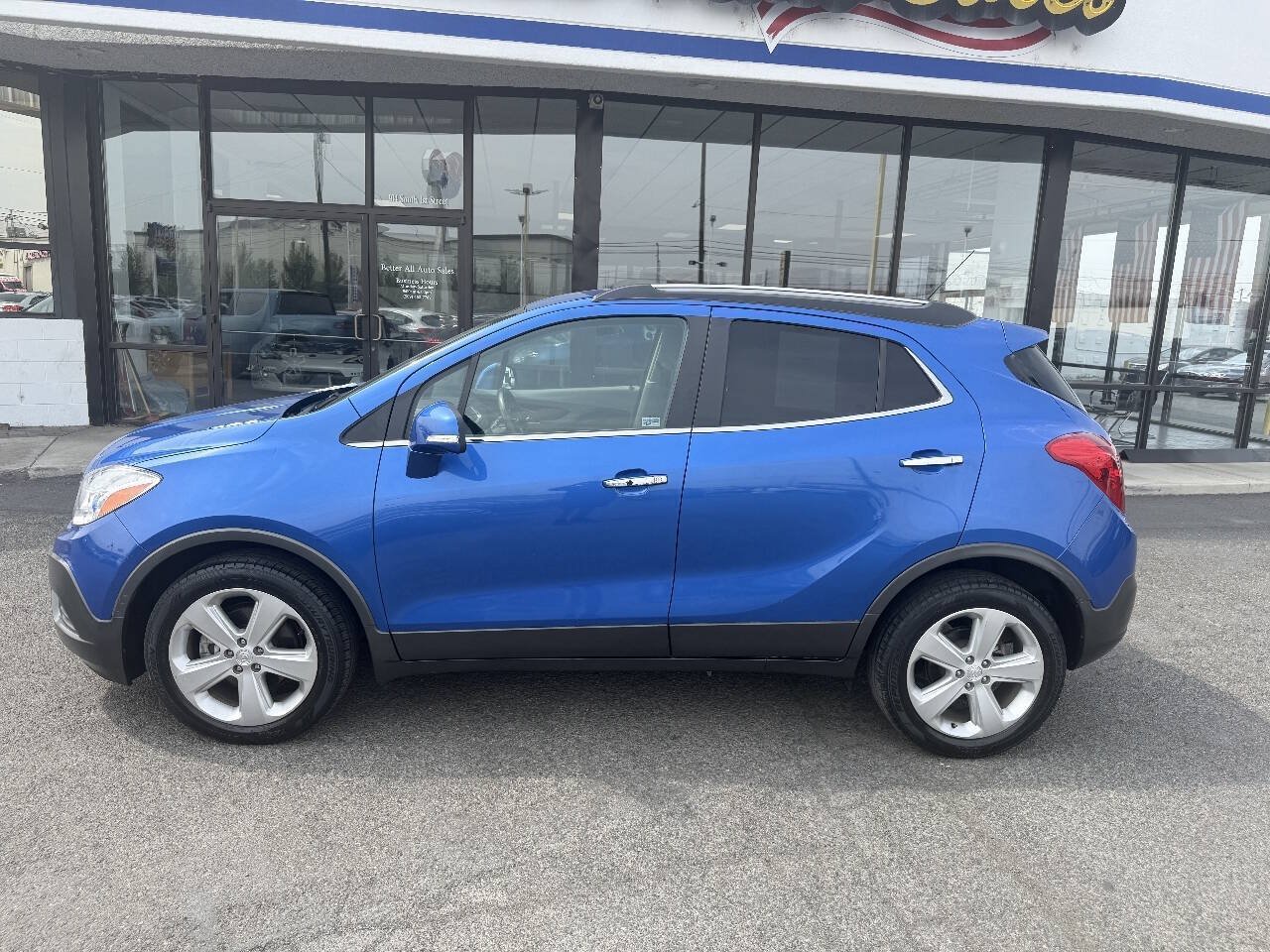 Used 2015 Buick Encore FWD image 2
