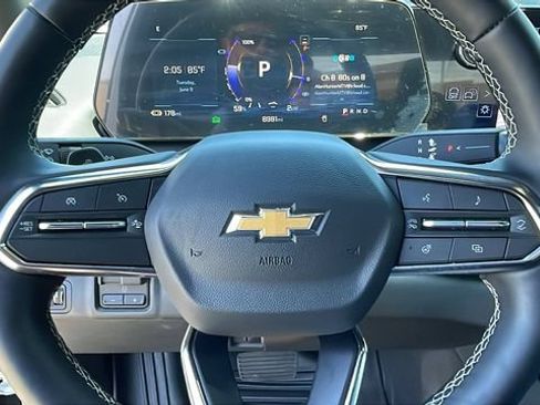 Used 2026 Chevrolet Silverado EV LT AWD/4WD image 20