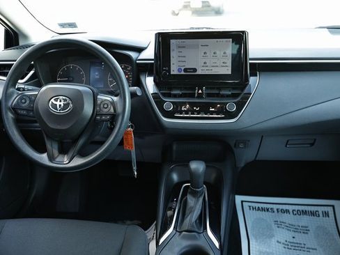 Used 2023 Toyota Corolla LE image 26