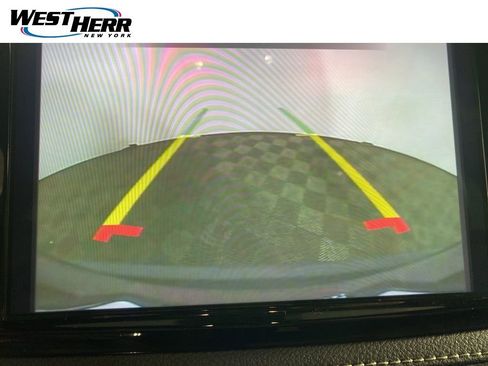 Used 2023 Chrysler Pacifica Touring-L w/ S Appearance Package image 4