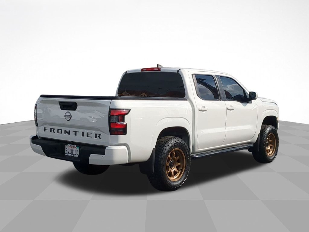 Certified 2025 Nissan Frontier SV RWD image 5