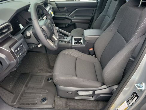 Used 2026 Toyota 4Runner TRD Sport AWD/4WD image 5