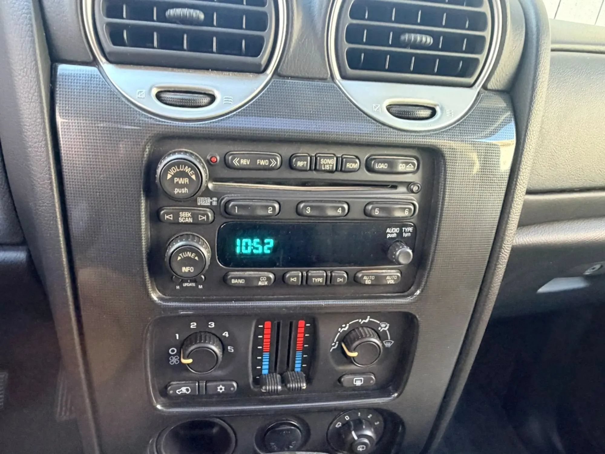 Used 2006 GMC Envoy XL SLE RWD image 14