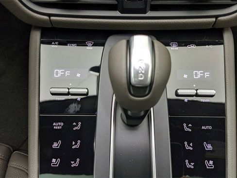 Used 2023 Porsche Macan S image 41